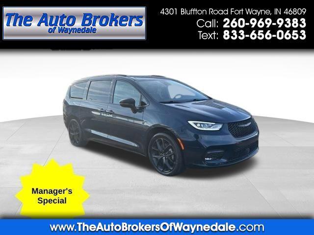 2023 Chrysler Pacifica Limited AWD