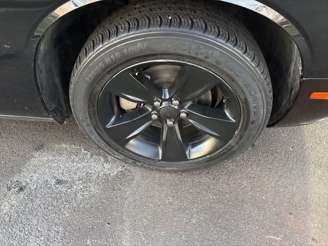 Dodge Challenger SXT 2023