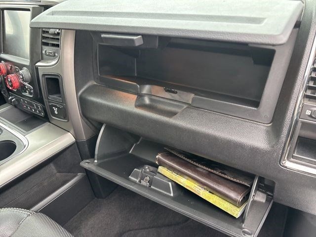 RAM 1500 Sport Crew Cab 4WD 2016