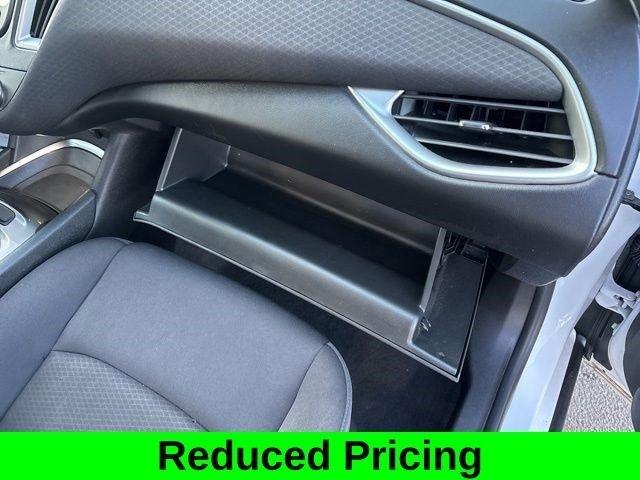 Chevrolet Malibu  2023