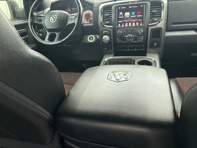 RAM 1500 Sport Crew Cab 4WD 2016