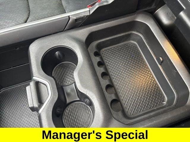 RAM 1500 Laramie Crew Cab 4WD 2021