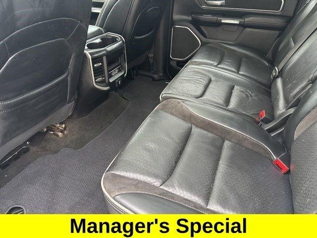 RAM 1500 Laramie Crew Cab 4WD 2021