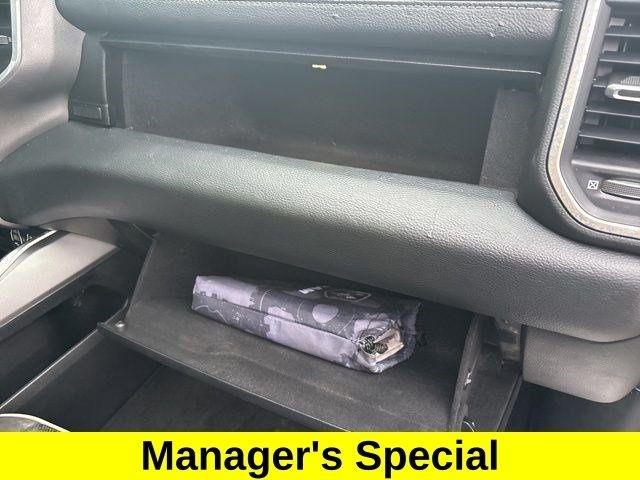 RAM 1500 Laramie Crew Cab 4WD 2021