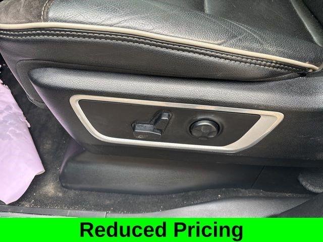 RAM 1500 Laramie Crew Cab 4WD 2021