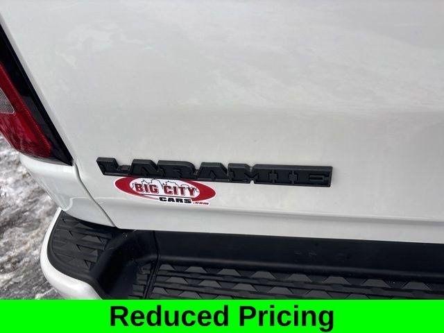 RAM 1500 Laramie Crew Cab 4WD 2021