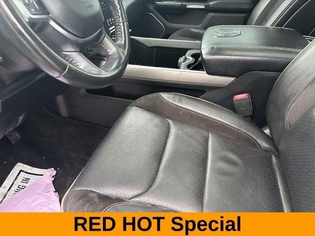 RAM 1500 Laramie Crew Cab 4WD 2021