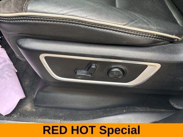 RAM 1500 Laramie Crew Cab 4WD 2021