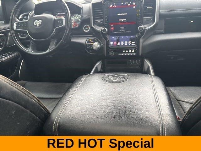 RAM 1500 Laramie Crew Cab 4WD 2021