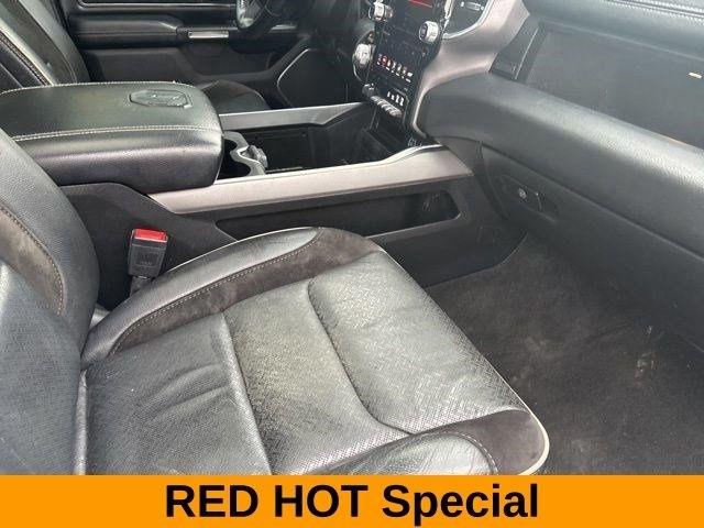 RAM 1500 Laramie Crew Cab 4WD 2021