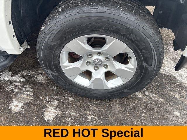 RAM 1500 Laramie Crew Cab 4WD 2021