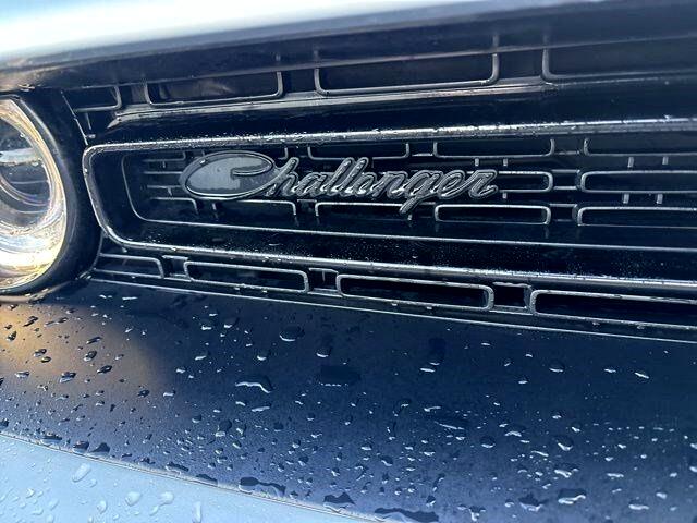 Dodge Challenger  2020