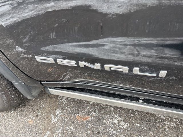 GMC Sierra 1500 Denali Crew Cab 4WD 2020