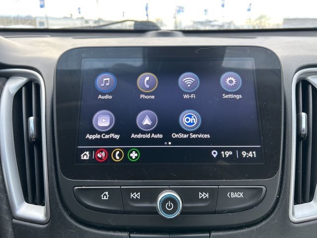 Chevrolet Malibu  2021