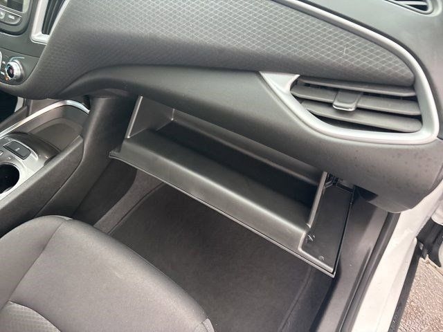 Chevrolet Malibu  2023