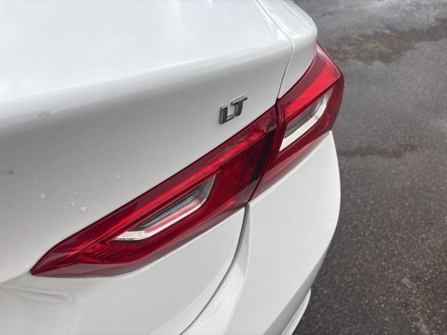 Chevrolet Malibu  2023