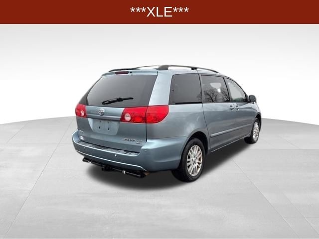 Toyota Sienna XLE AWD 2009