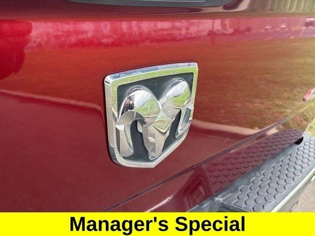 RAM 1500 SLT Crew Cab 4WD 2017