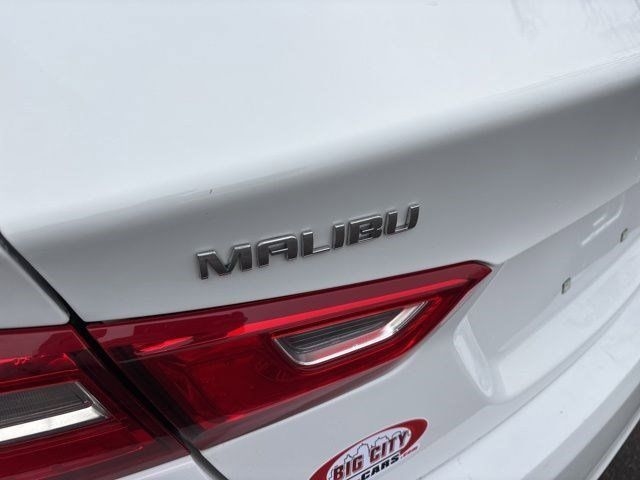 Chevrolet Malibu  2023