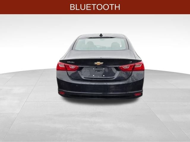 Chevrolet Malibu  2023