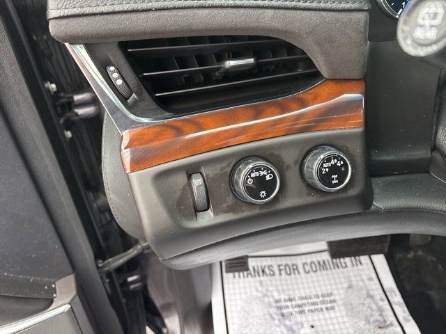 Cadillac Escalade Luxury 4WD 2017