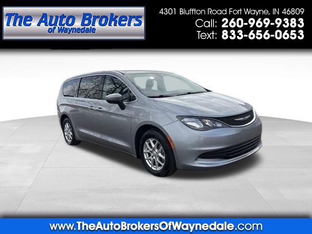 2020 Chrysler Voyager LX