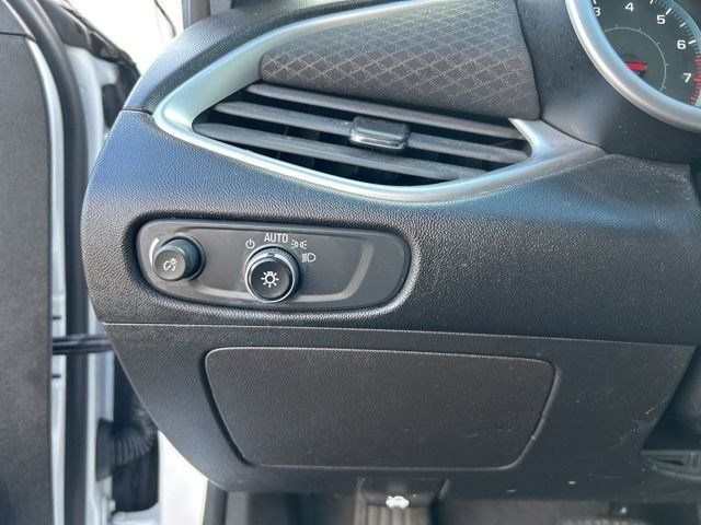 Chevrolet Malibu  2023