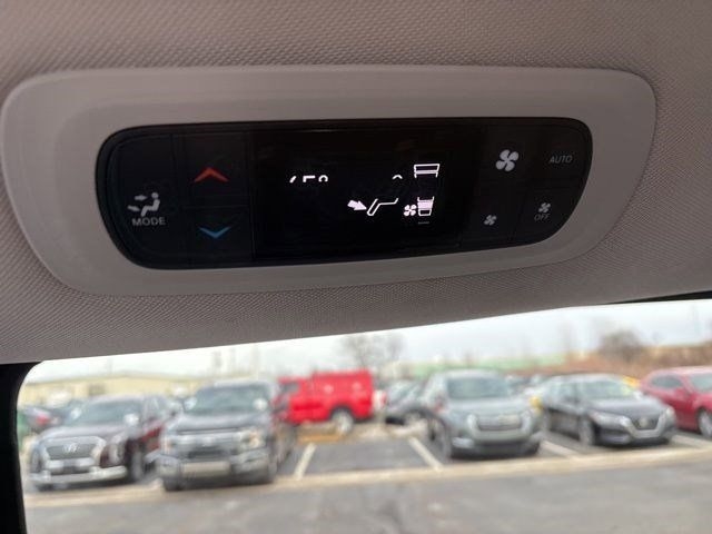 Chrysler Pacifica  2023