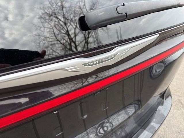 Chrysler Pacifica Touring L 2023