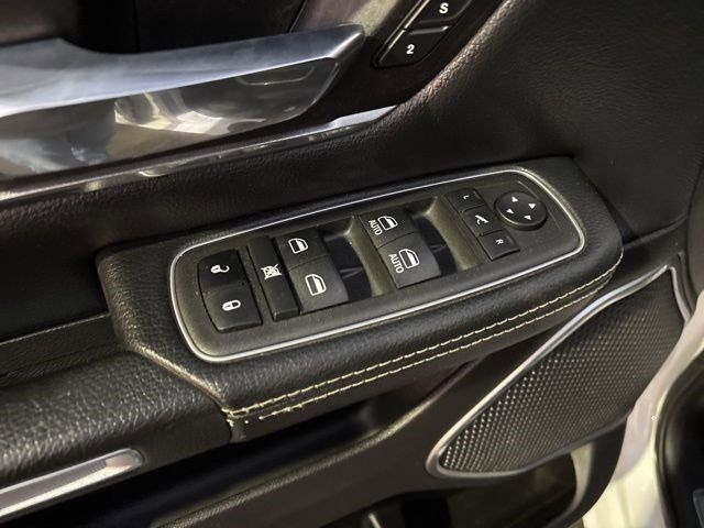 RAM 1500 Laramie Crew Cab 4WD 2022