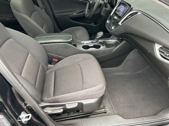 Chevrolet Malibu  2023