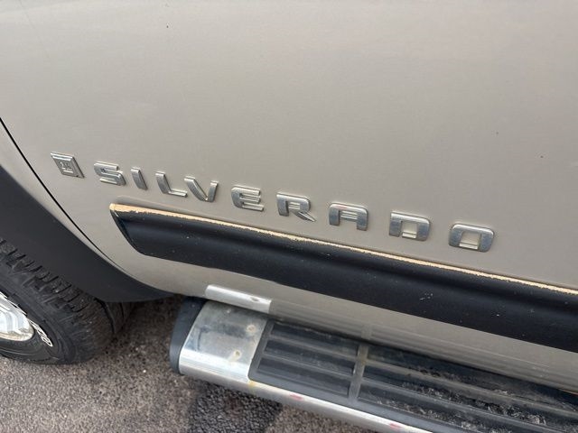 Chevrolet Silverado 1500 LT Crew Cab 4WD 2009