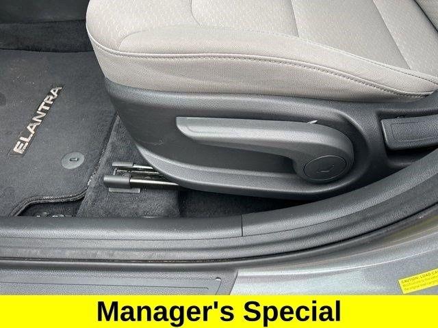 Hyundai Elantra SE 2019