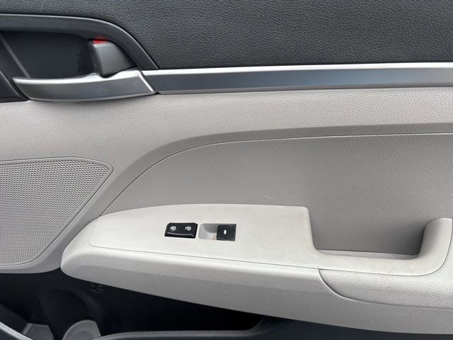 Hyundai Elantra SE 2019