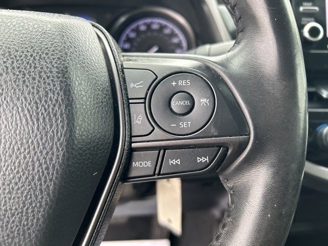 Toyota Camry SE 2022