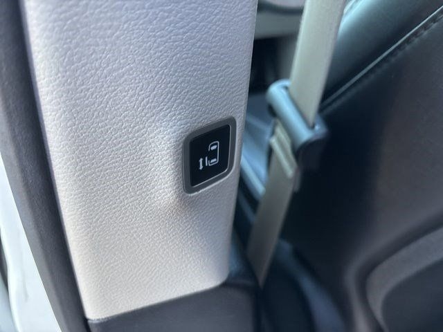 Chrysler Pacifica Limited 2023