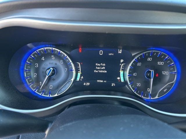 Chrysler Pacifica Touring L 2023