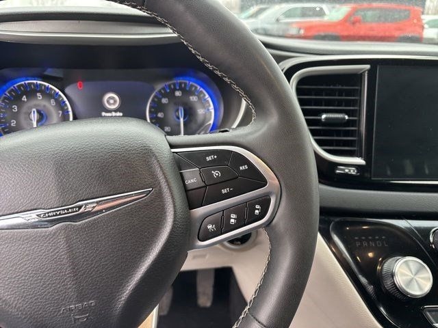 Chrysler Pacifica  2023