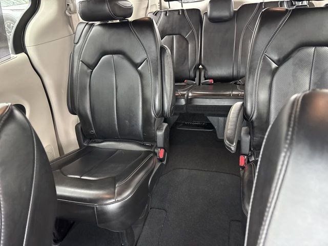 Chrysler Pacifica  2023