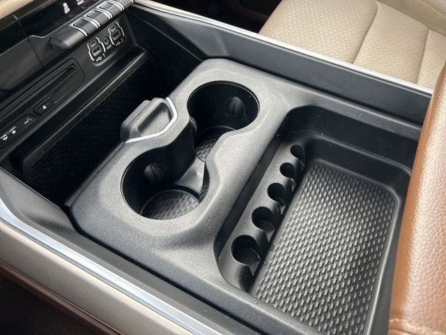 RAM 1500 Laramie Crew Cab 4WD 2019