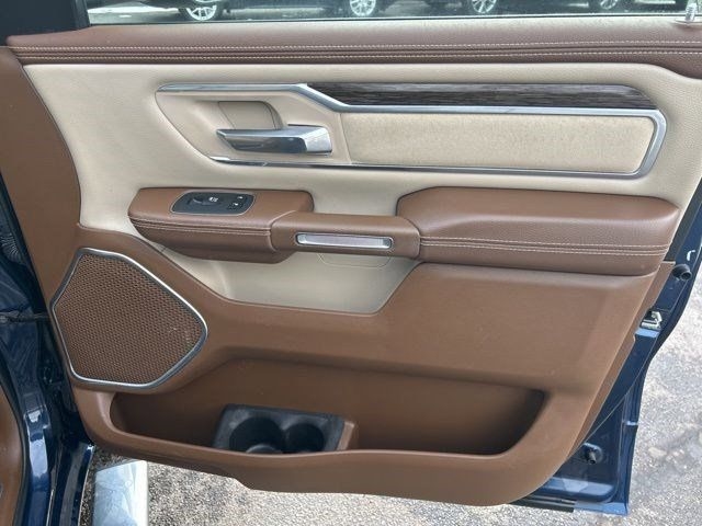 RAM 1500 Laramie Crew Cab 4WD 2019