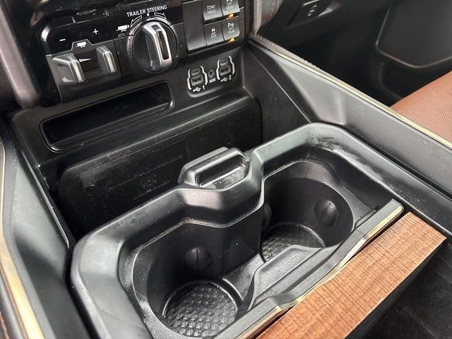 RAM 1500 Laramie Longhorn Crew Cab 4WD 2021