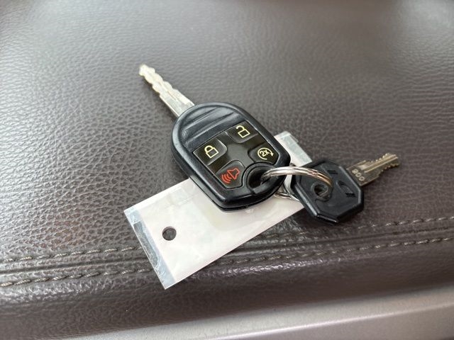 Ford F-150 Lariat SuperCrew 4WD 2012