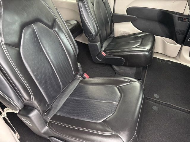 Chrysler Pacifica  2023