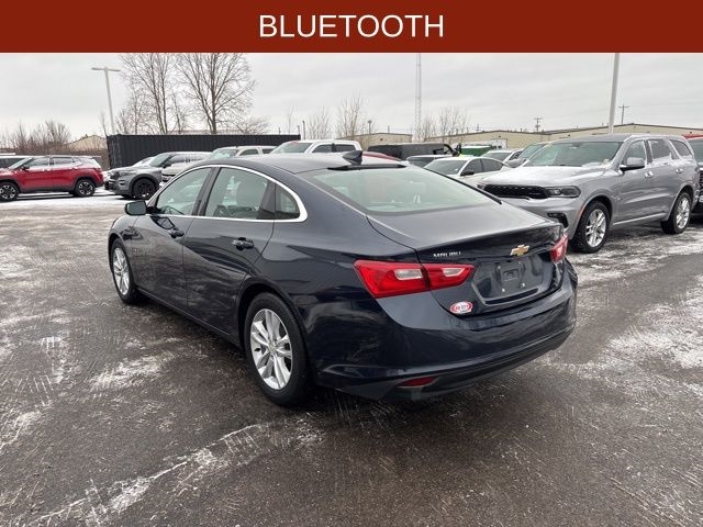 Chevrolet Malibu  2016