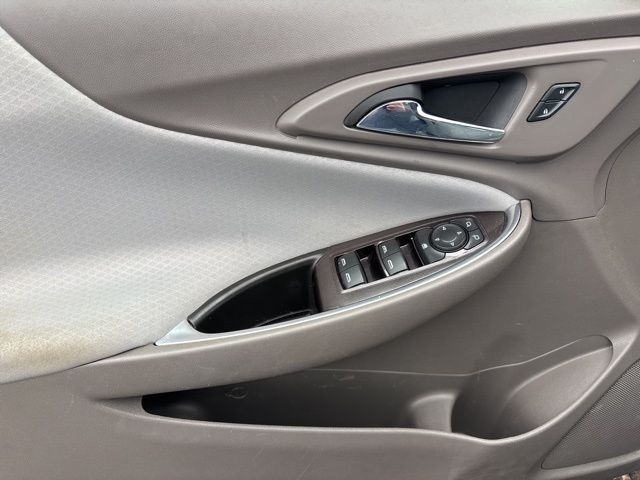 Chevrolet Malibu  2016