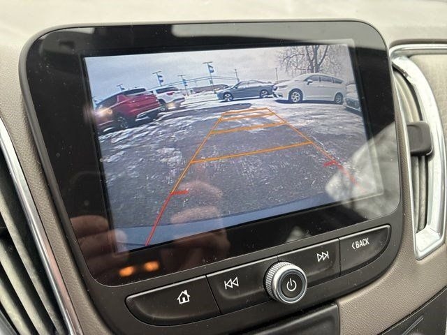 Chevrolet Malibu  2016