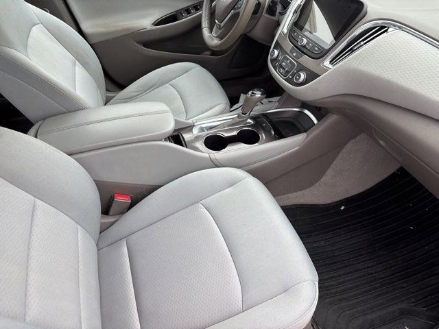 Chevrolet Malibu  2016