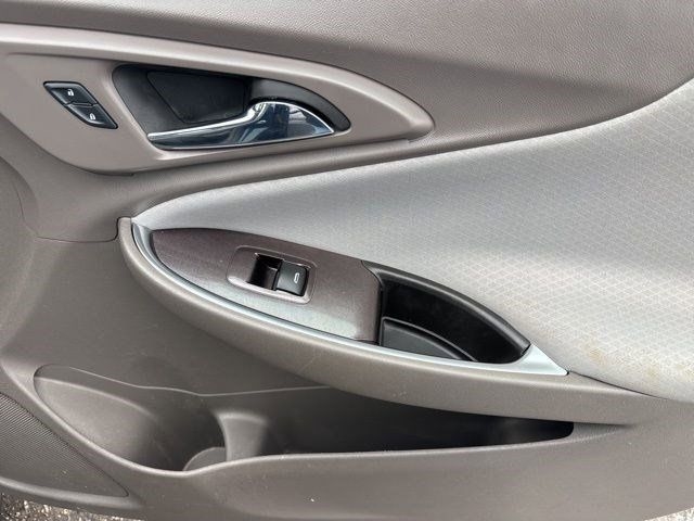 Chevrolet Malibu  2016