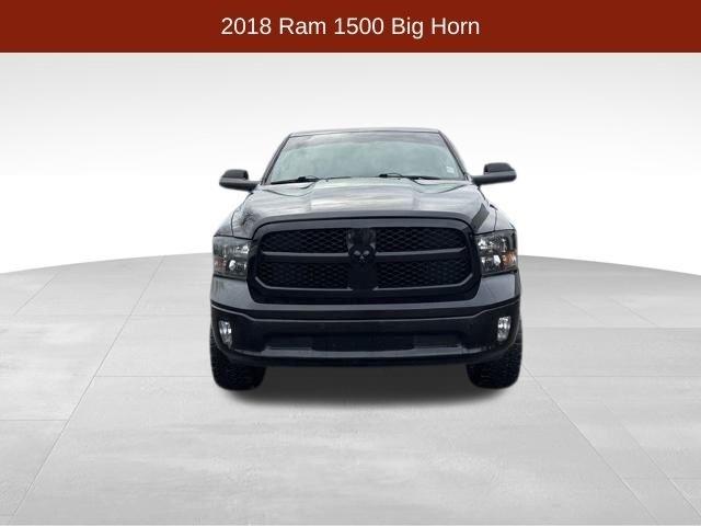 RAM 1500 Big Horn Crew Cab 4WD 2018